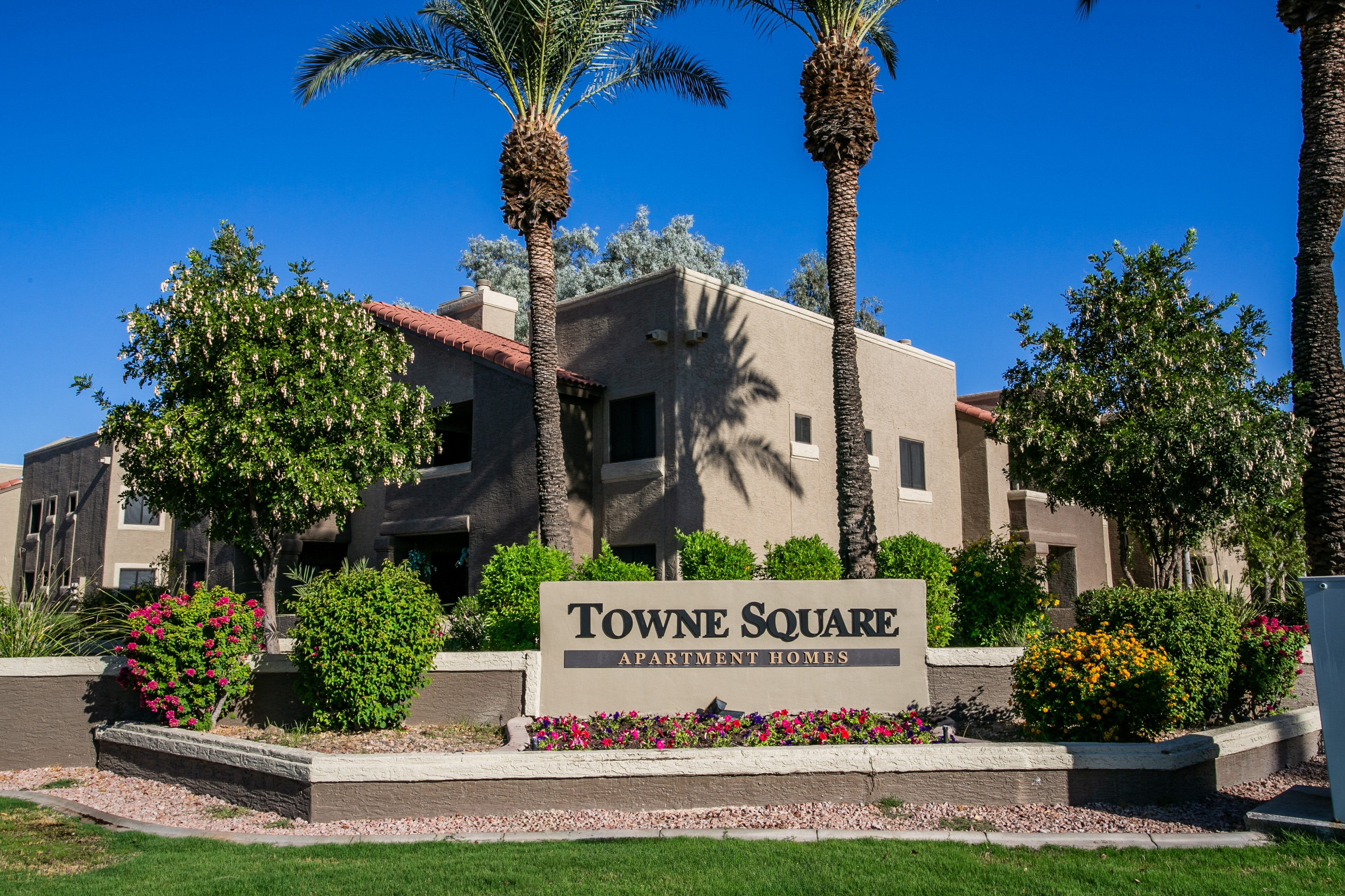 Towne Square Apartment Homes – photo 2