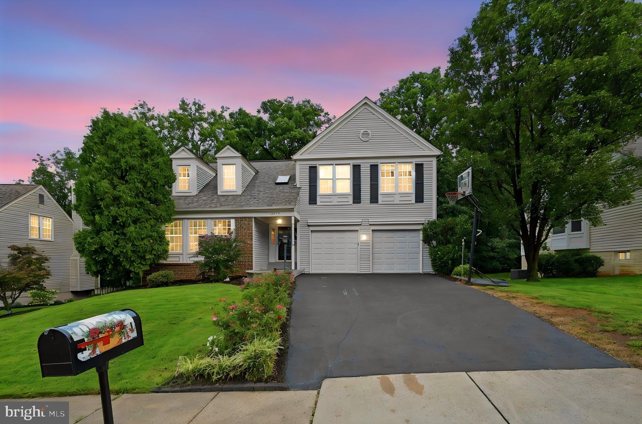 10212 WINGED ELM Circle – photo 1