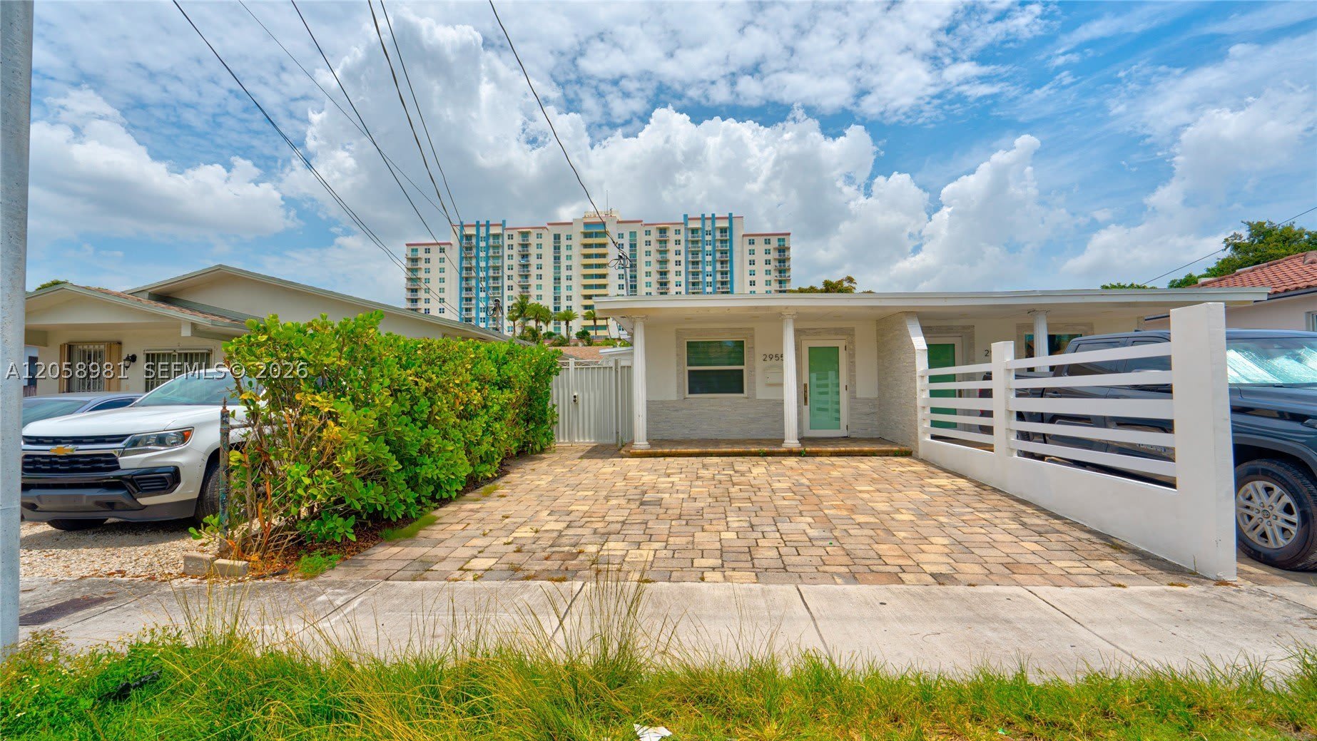 2953 SW 23rd St – photo 3