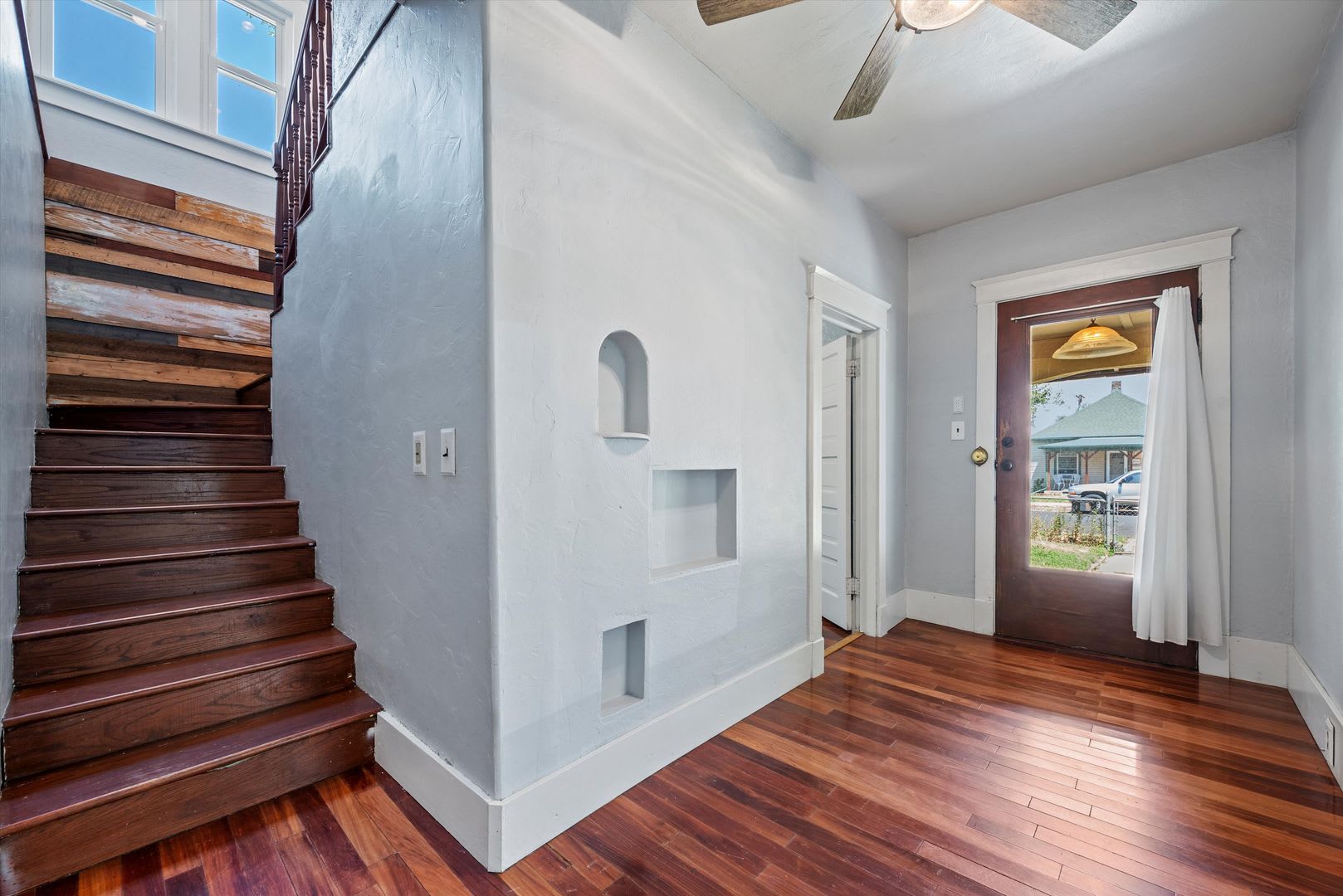 Perfect 4bd located in the Heart of Englewood – photo 4