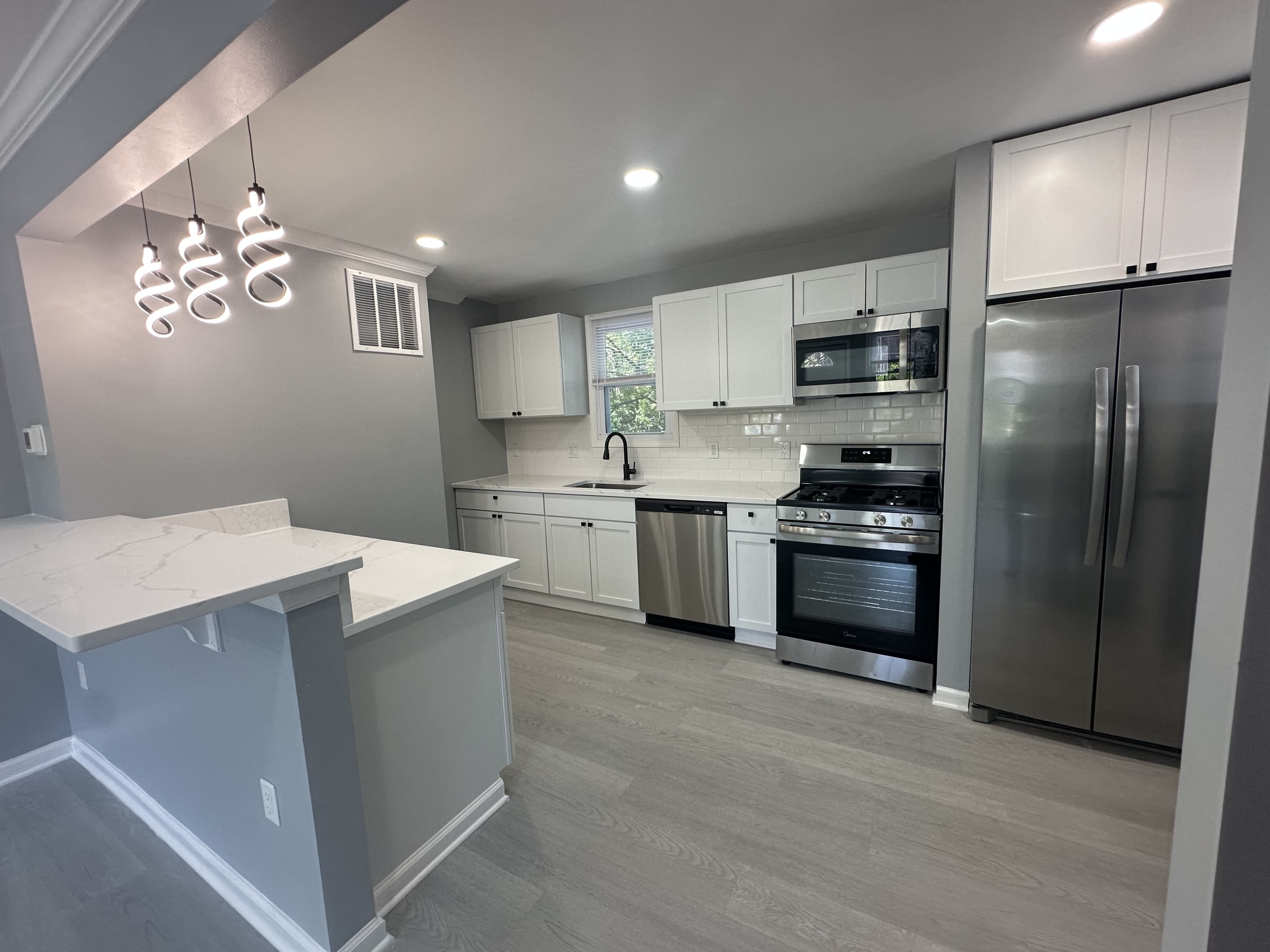 5420 B Street Southeast – photo 2