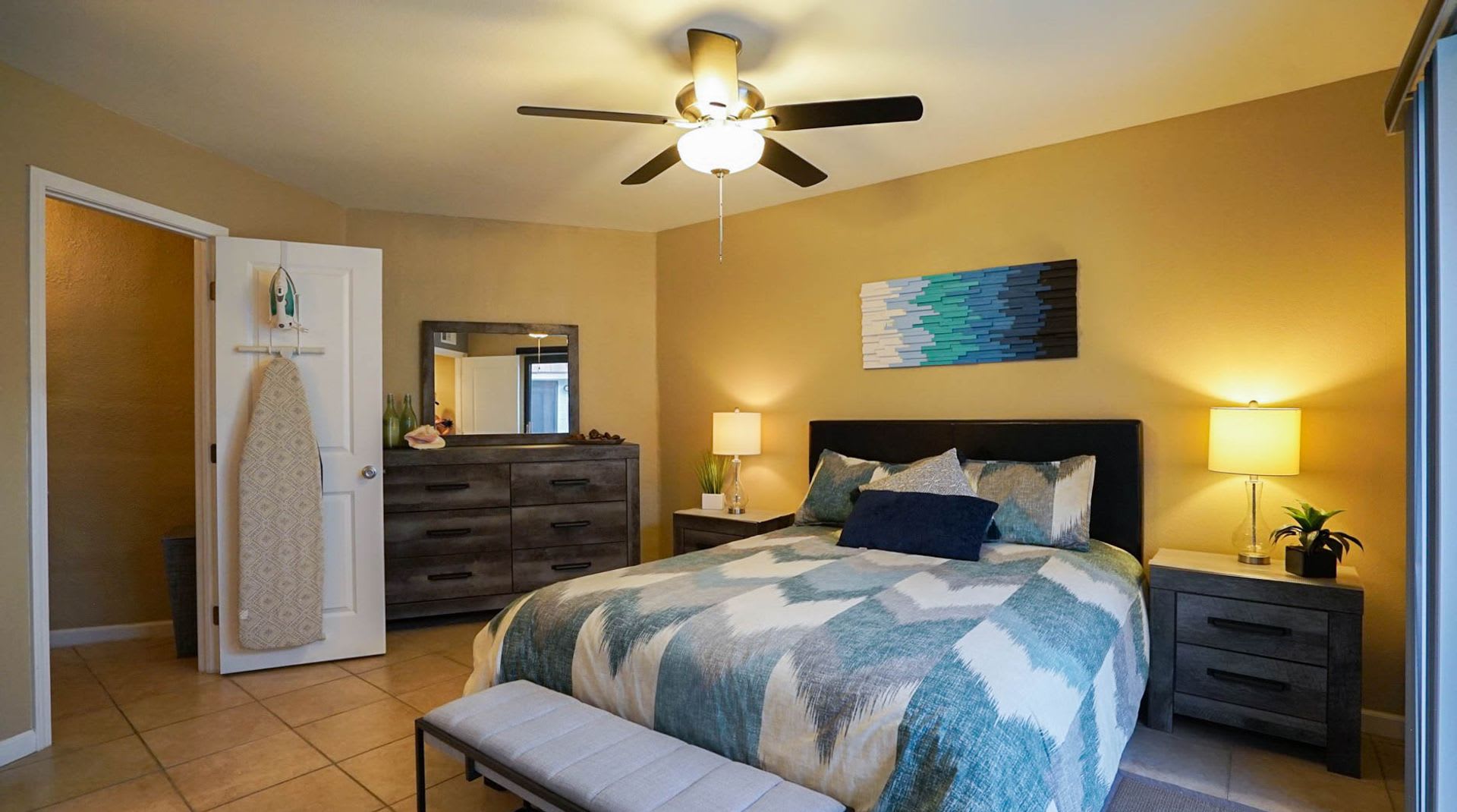 Stylish Condo With Golf Course Views In Gated Cathedral Canyon Country Club Monthly Only No Long Term – photo 3