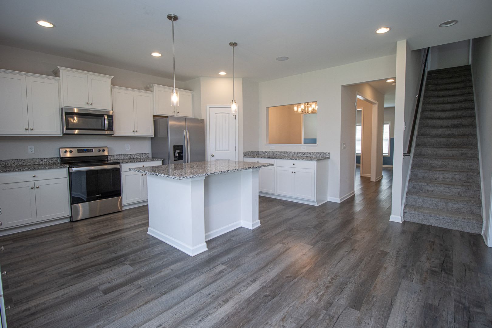 Pristine 4Br Home With Large Fenced Yard Loft Luxury Finishes In Highly Desirable Woodcreek Farms Neighborhood Just Reduced – photo 5