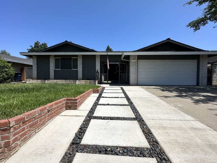 5011 Jennings Way – photo 2