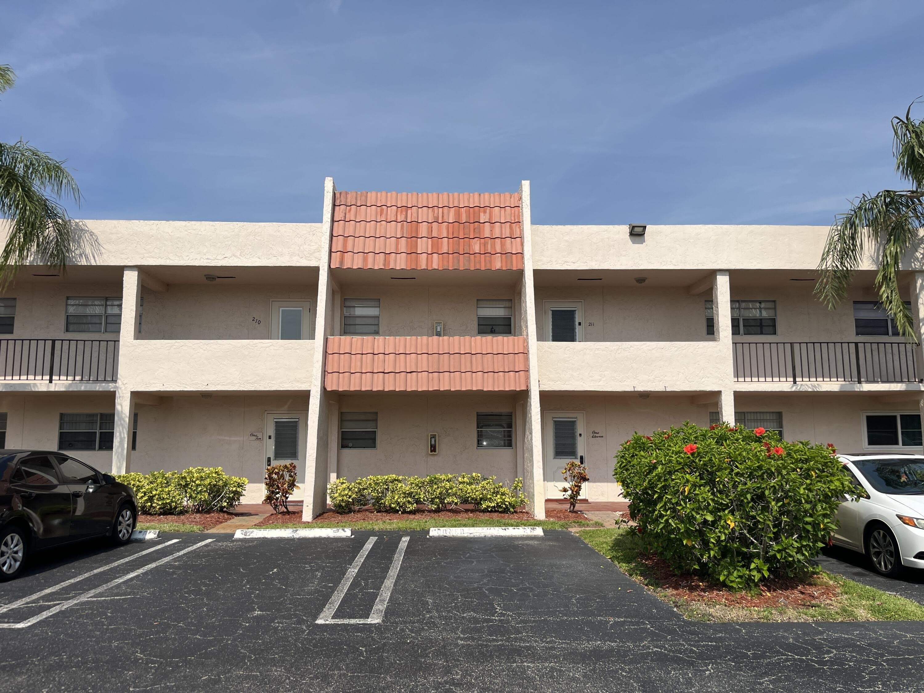 2500 Fiore Way – photo 1