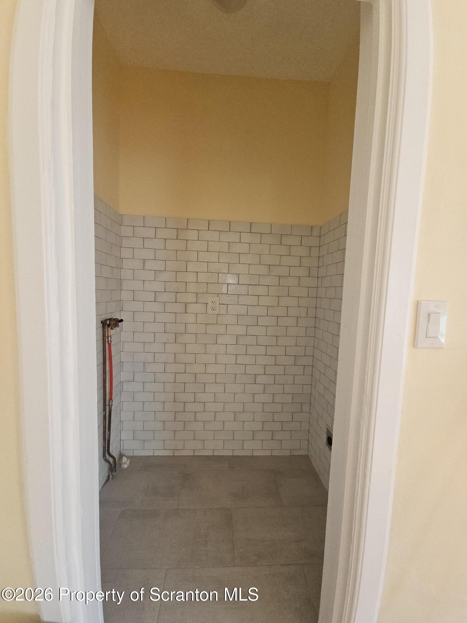 1327 Oram Street – photo 5