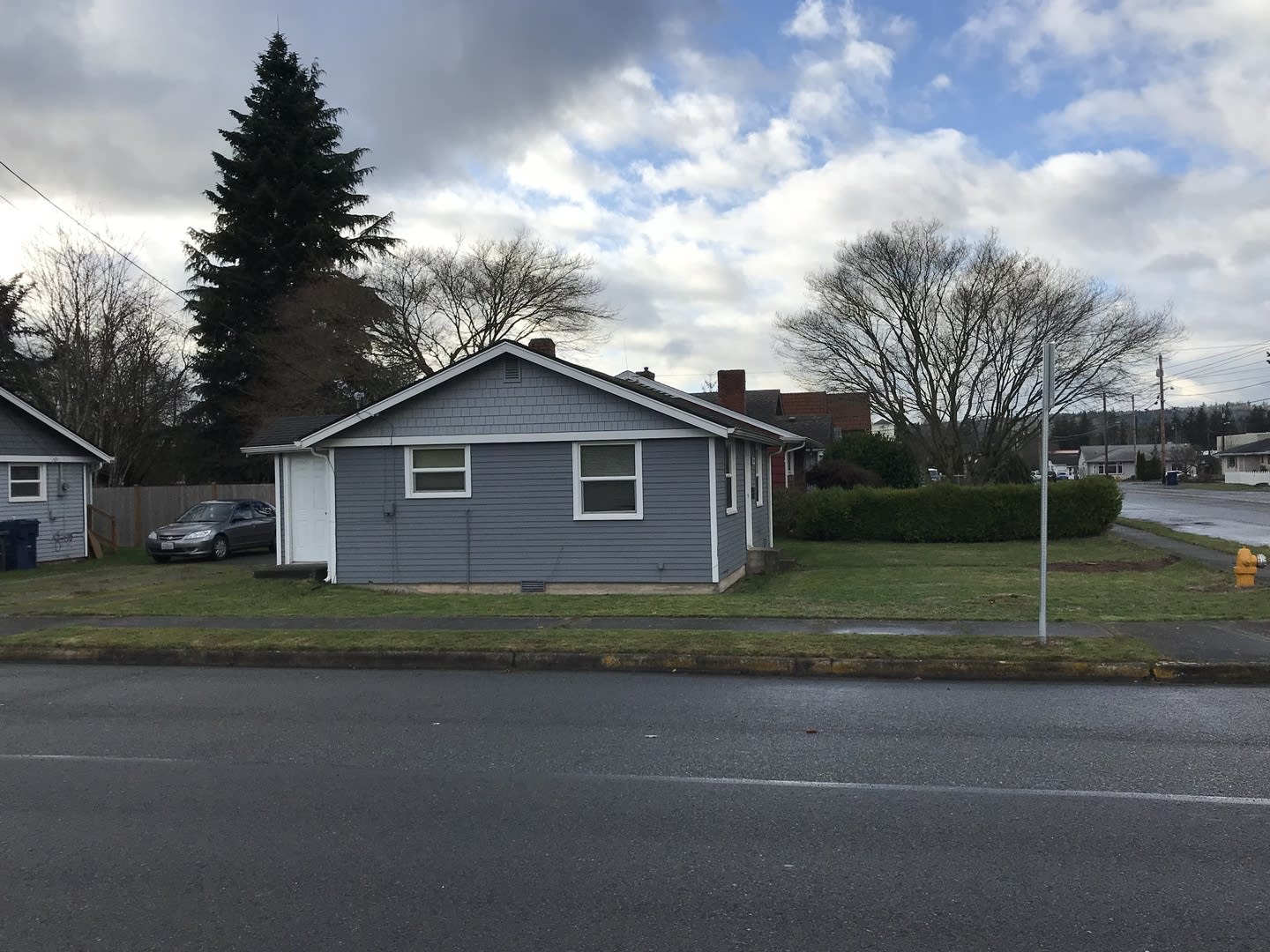 2 bedroom House – photo 2