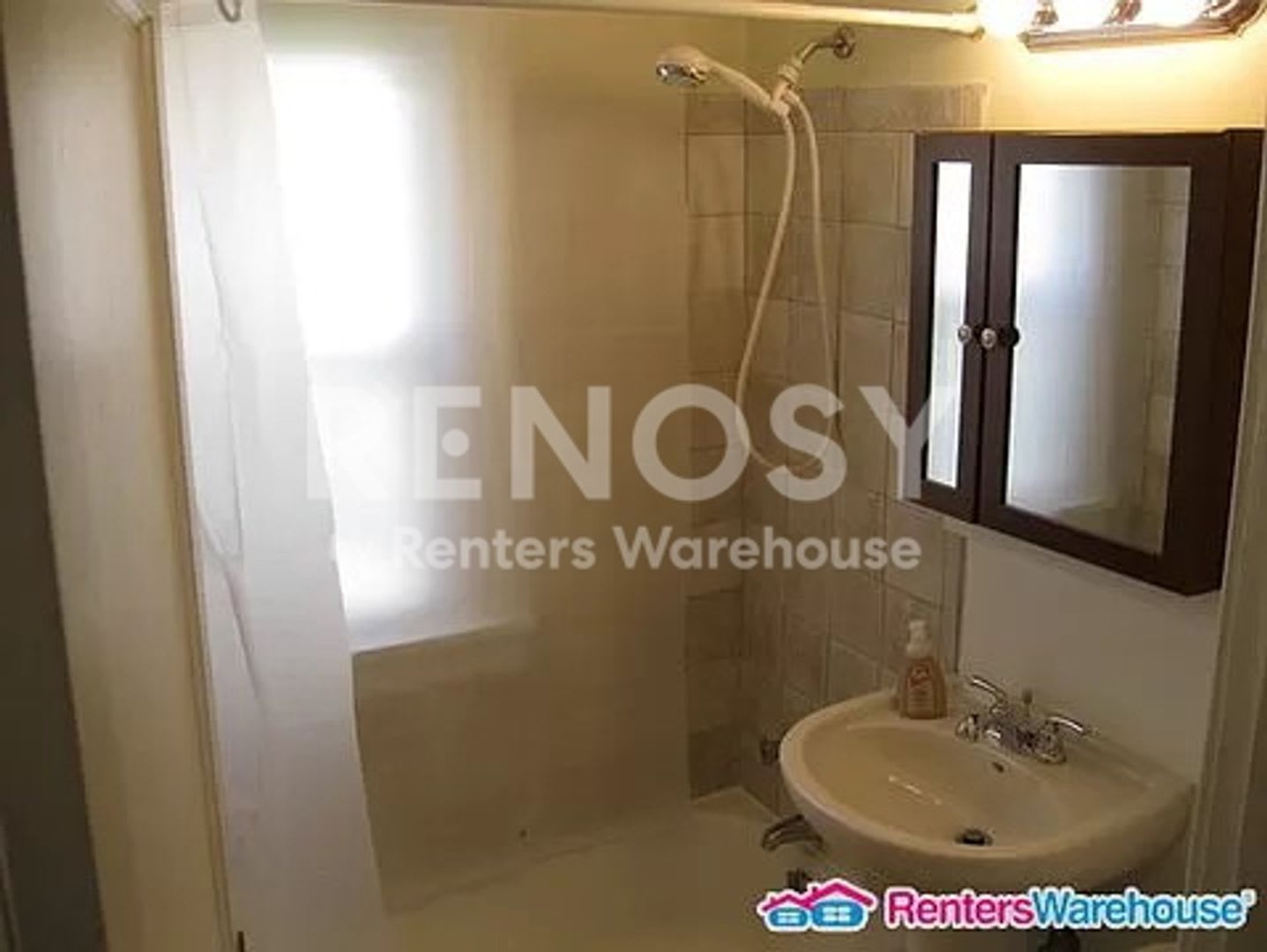 Beautiful 3bed/1bath – photo 1