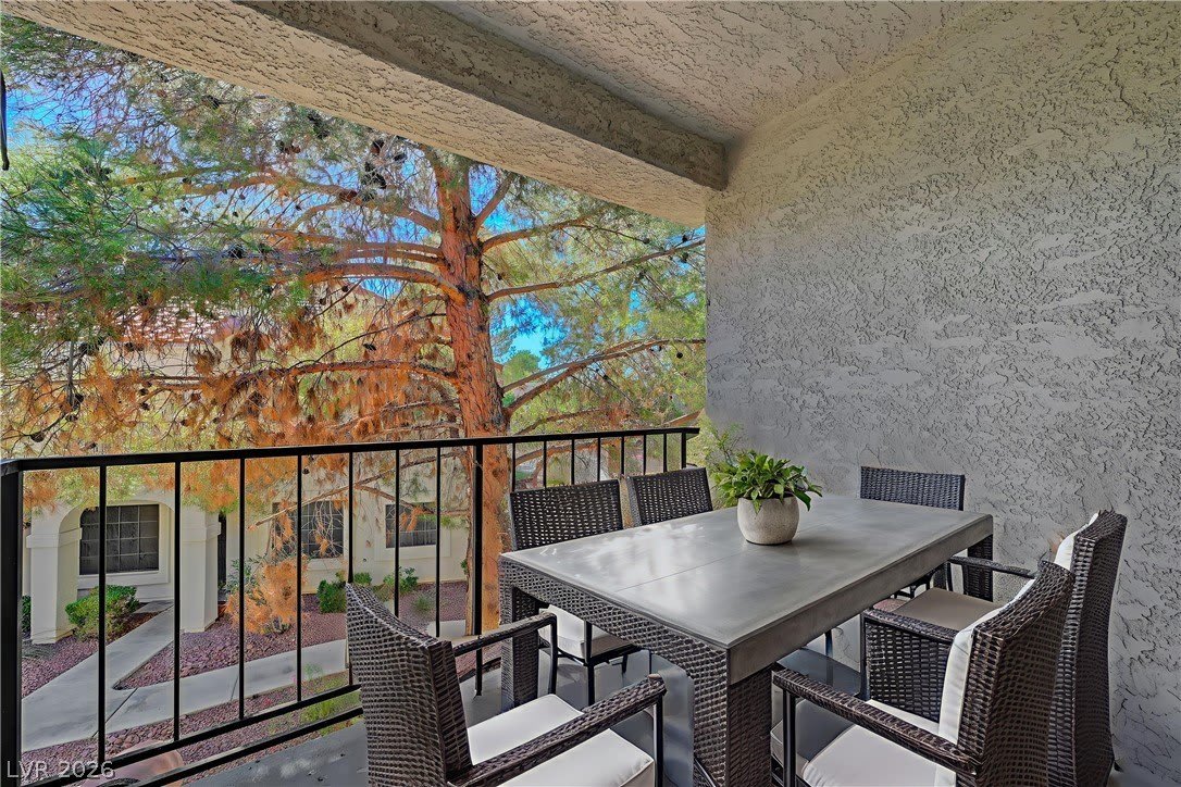 4730 Nara Vista Way – photo 5