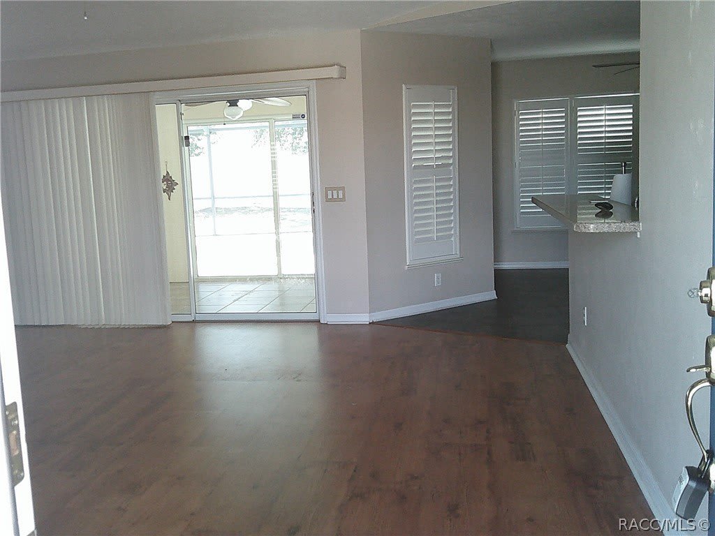 1035 S Brookfield Drive – photo 5