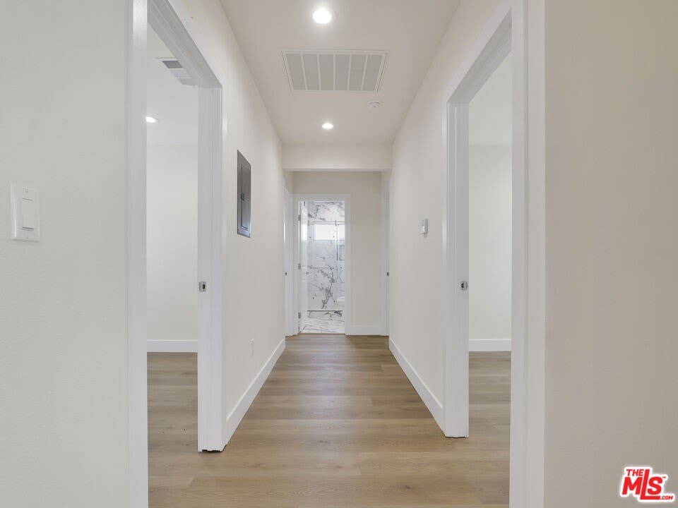 529 W 90th St – photo 4