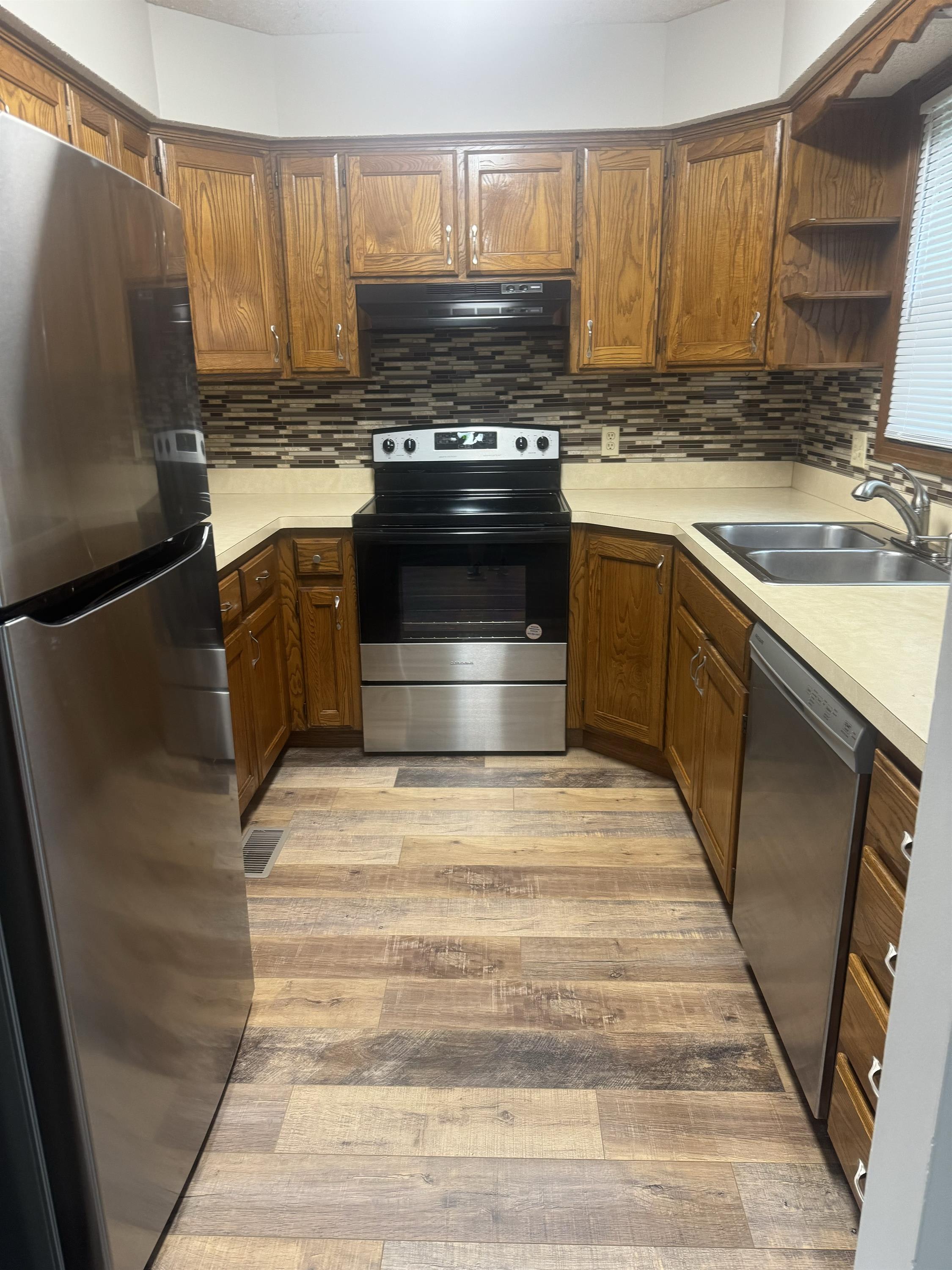 2040 Southwest 36th Street – photo 2