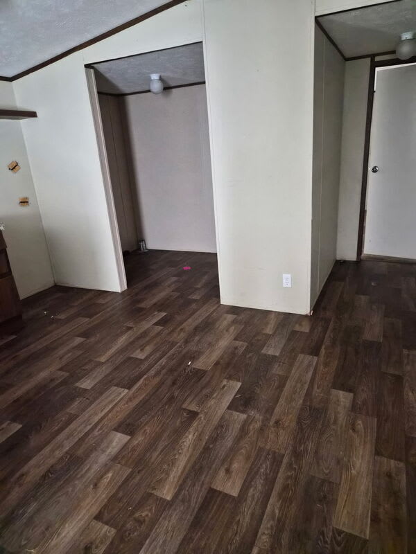 185 Lakeside Lane – photo 2