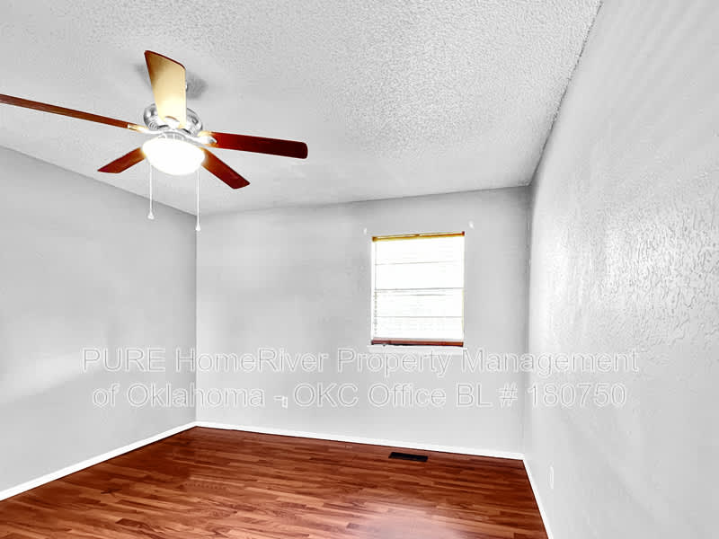 1029 Cambridge Dr – photo 4