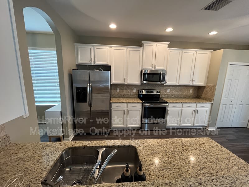 12728 Avelar Creek Dr – photo 5
