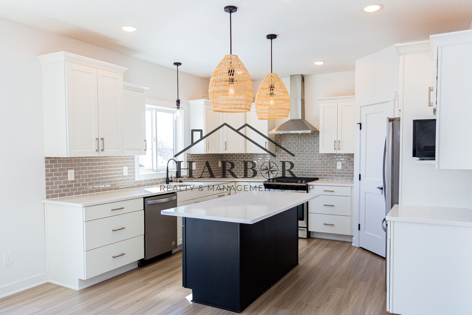 4144 Genevieve Lane Nw – photo 2