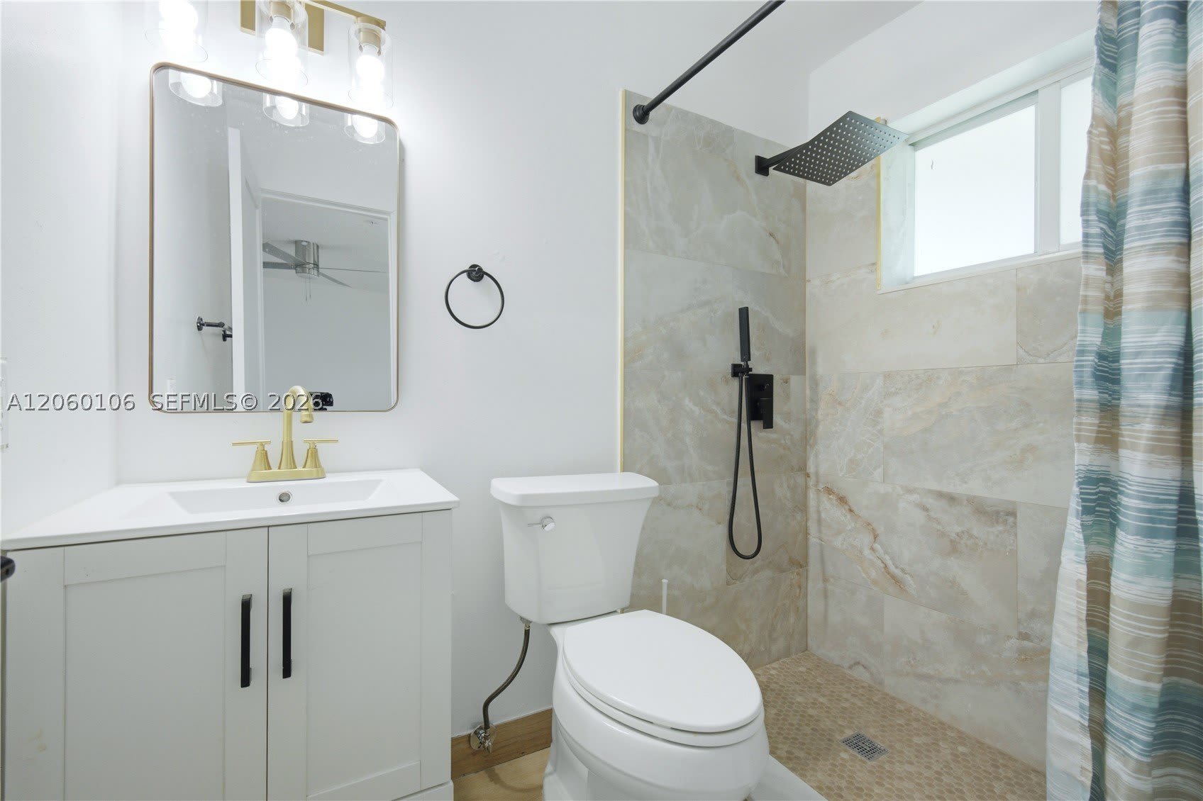 2209 SW 61st Ave – photo 4