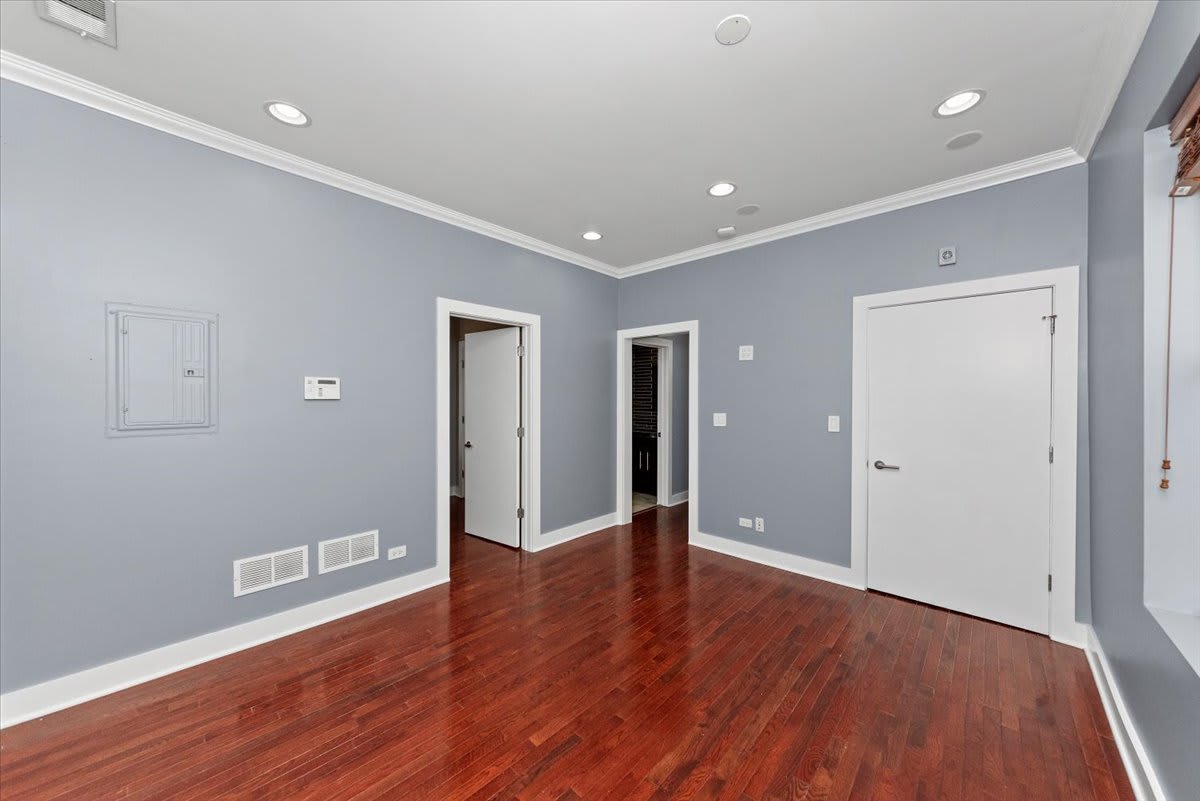 2052 North Campbell Avenue – photo 4