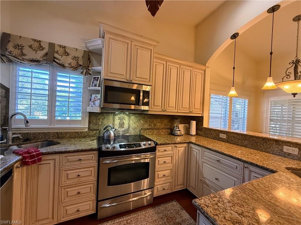 24821 Lakemont Cove Ln Lot 201 – photo 5