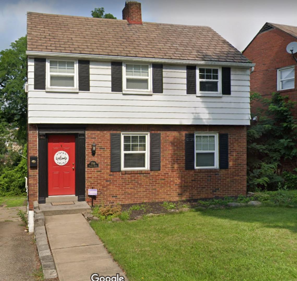 3 Bedroom/ 1 Bathroom House for Rent in Brookline! – photo 1