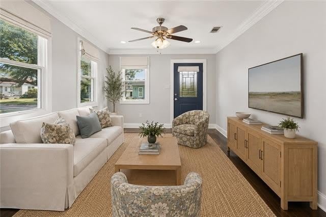 475 Lions Street – photo 3