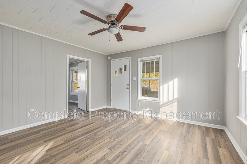 1174 Birmingham Street – photo 5