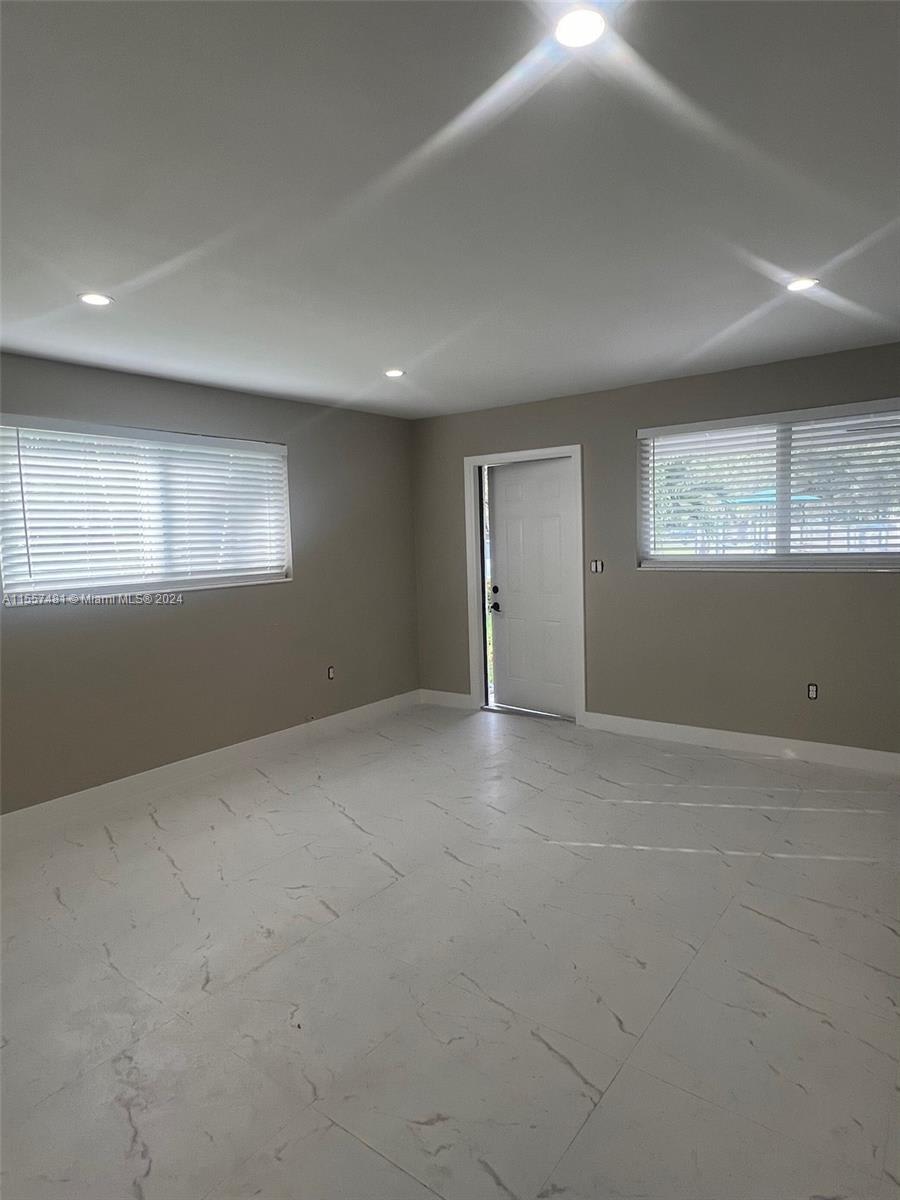 1212 Northeast 121st Street – photo 3