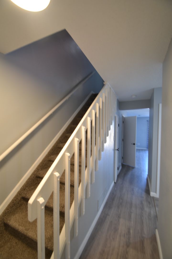 Available NOW, 2 Bedroom Townhome w/ AC! – photo 4