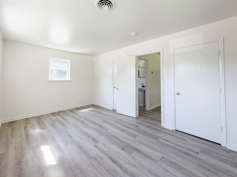 2507 Noel St – photo 3