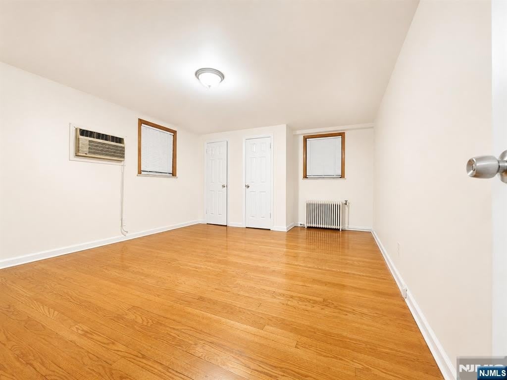 343 Tremont Avenue – photo 3