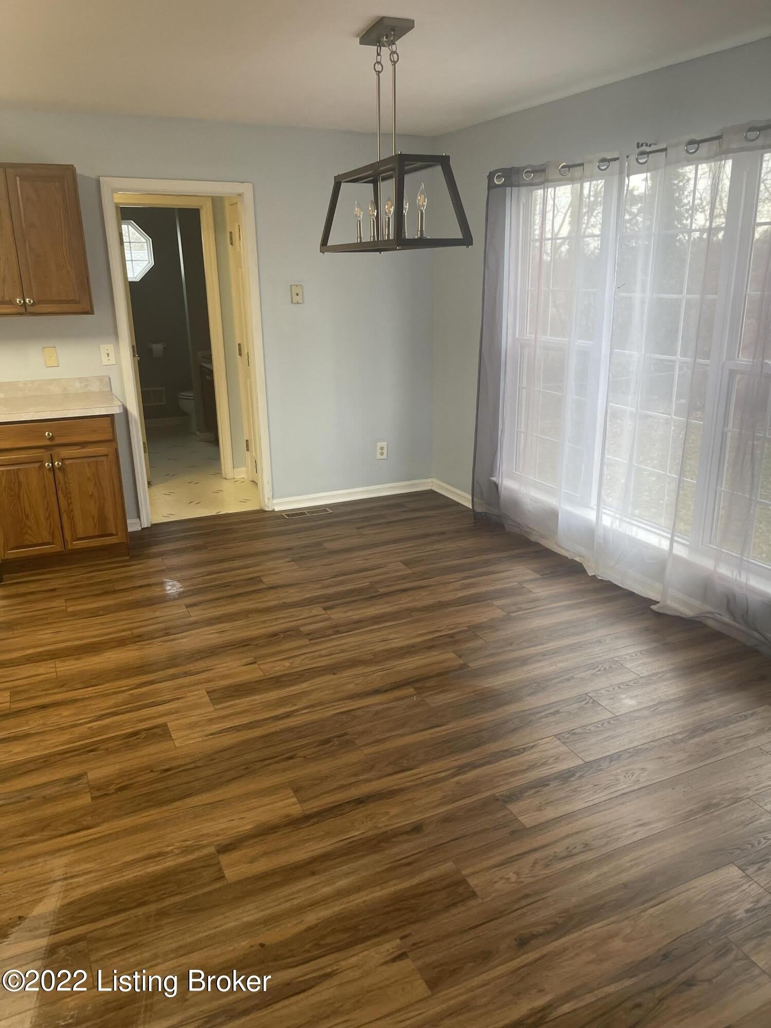6300 Camden Ct – photo 3