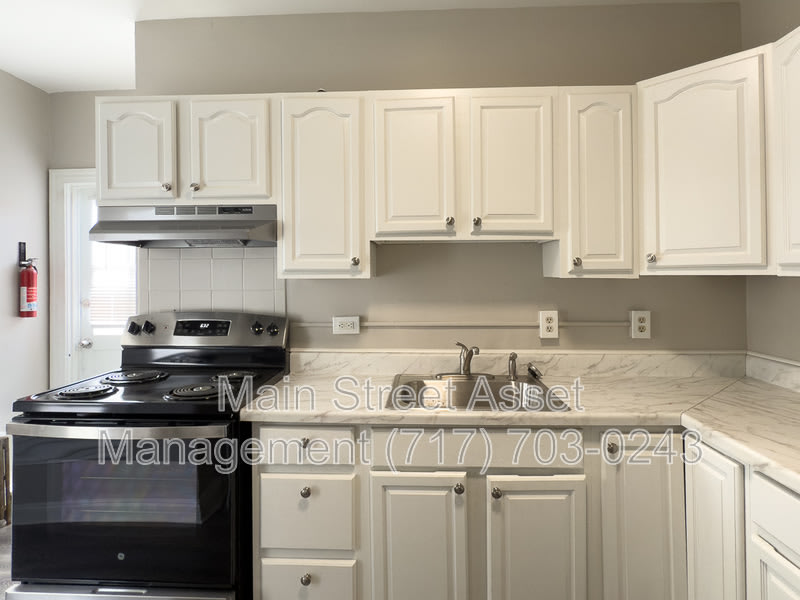 332 Chestnut – photo 3