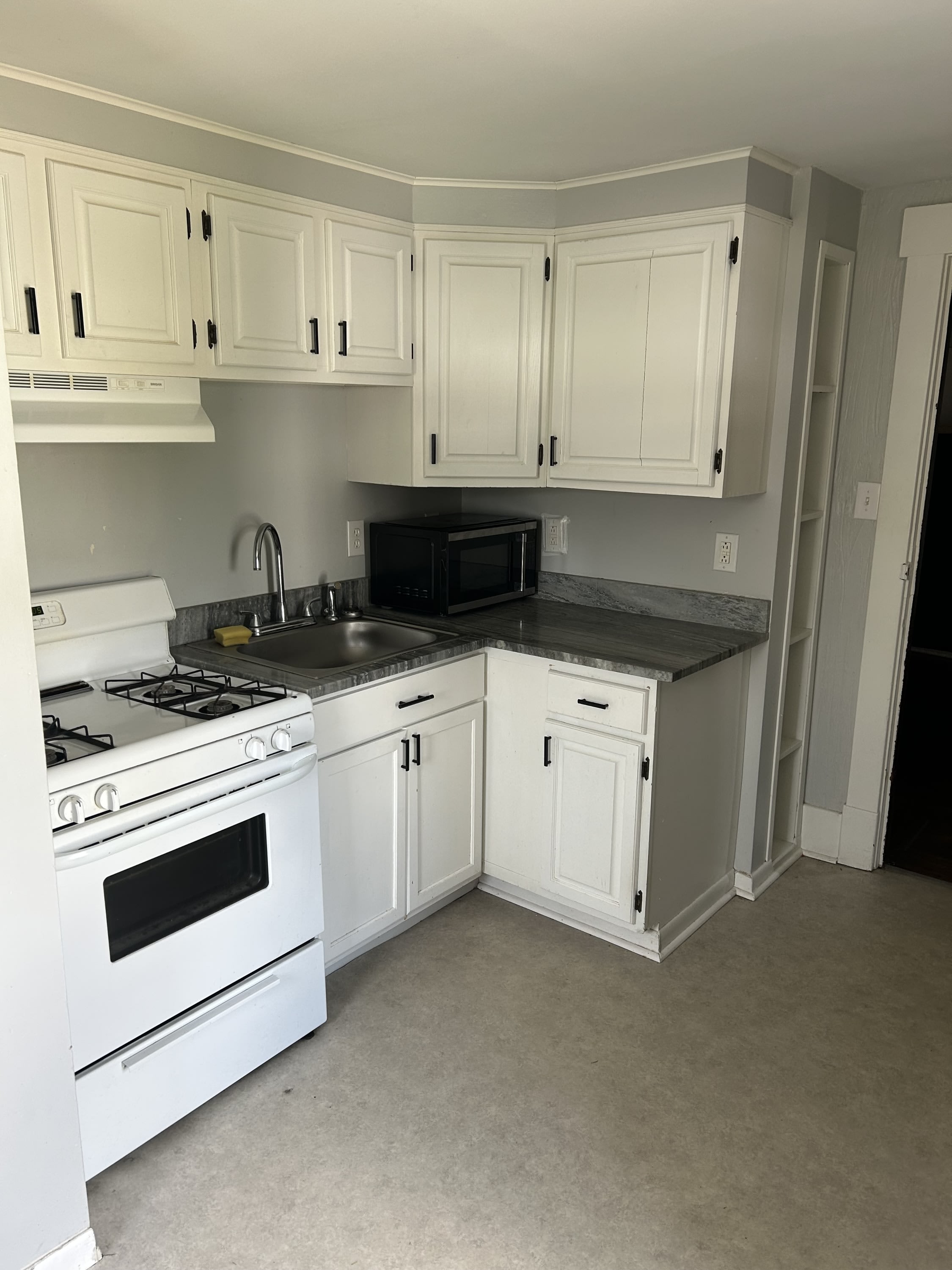 352 Dunkard Ave – photo 2