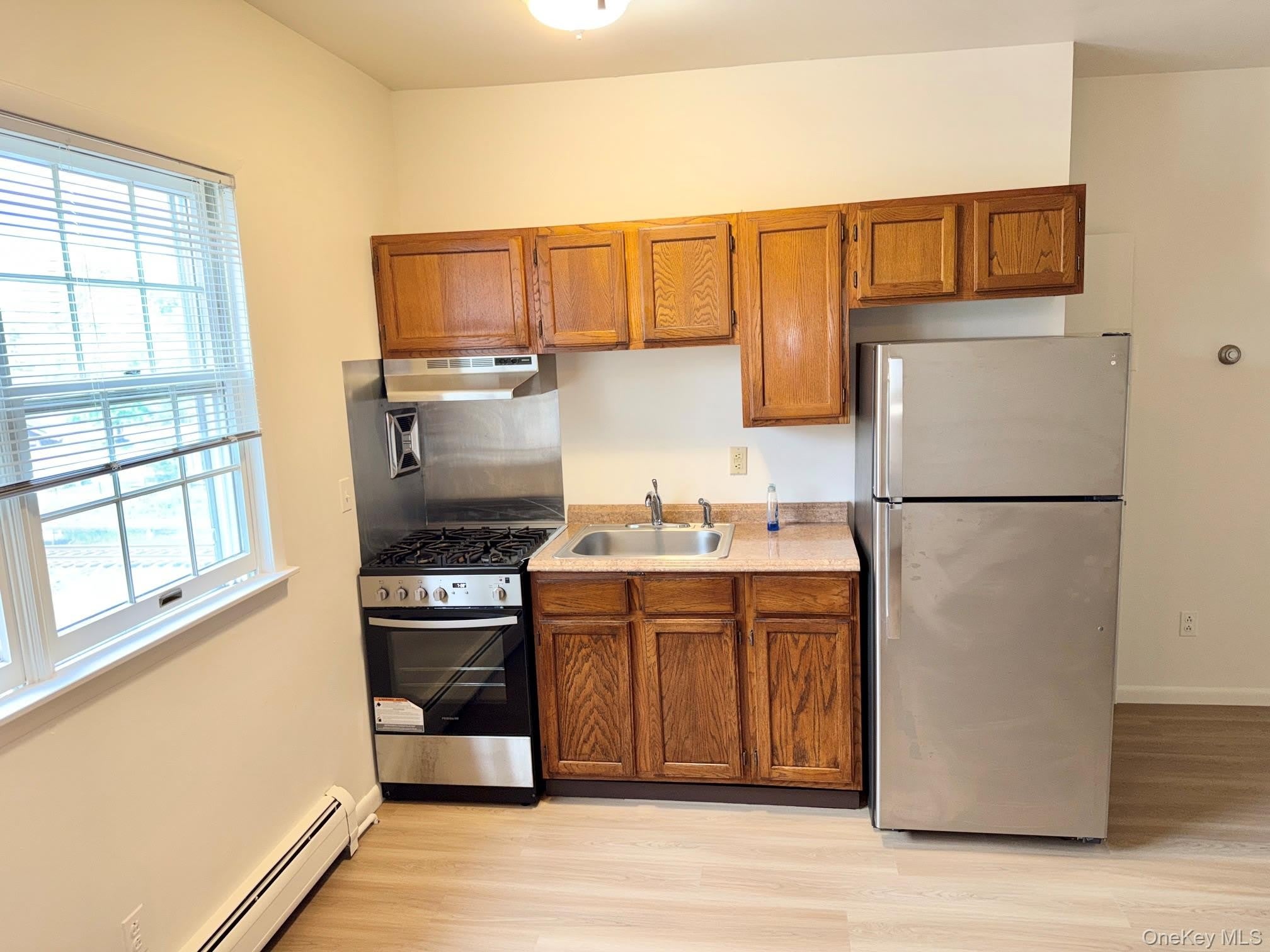 1 N Rockland Rockland Avenue – photo 1