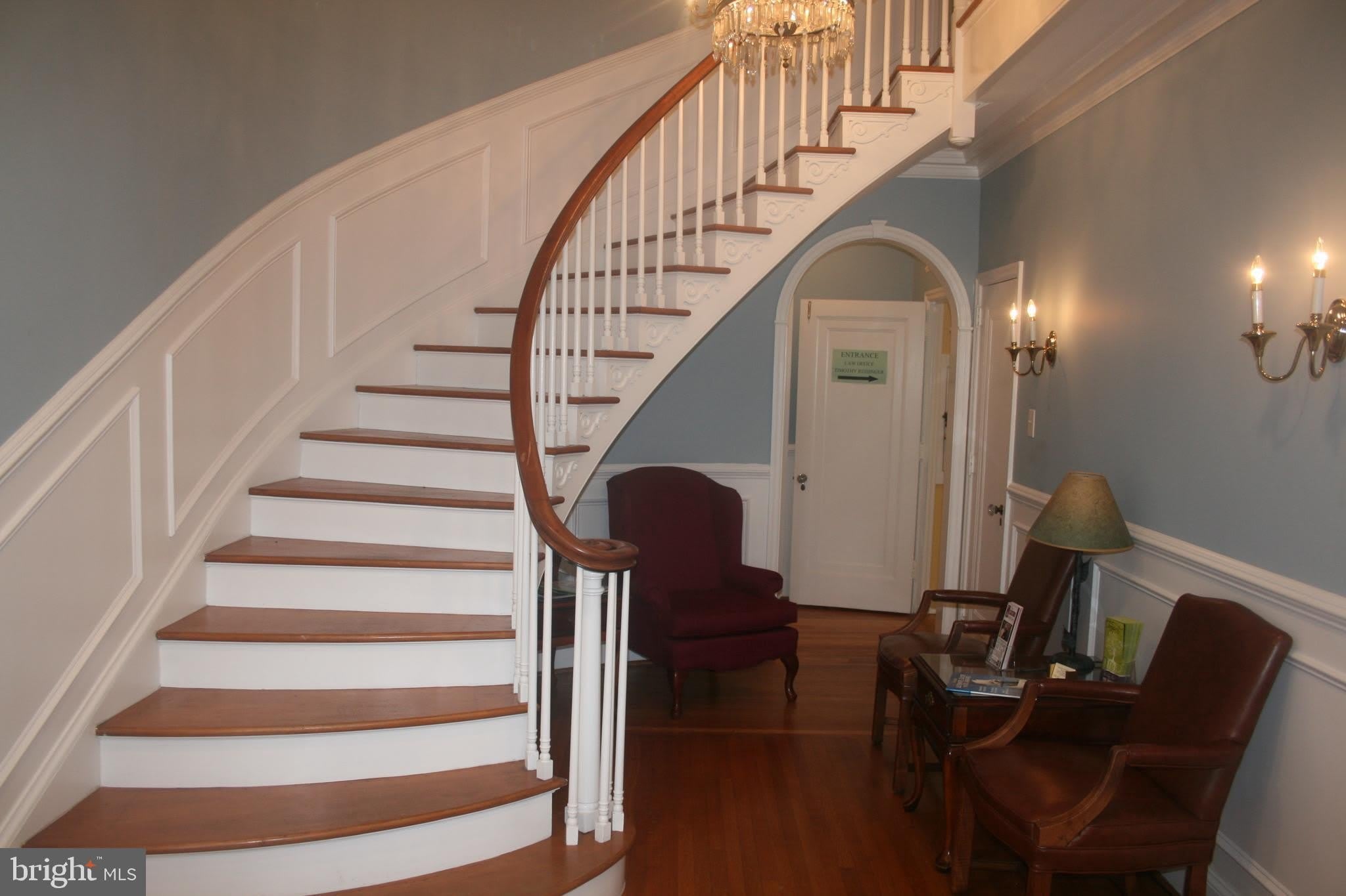 1325 S STATE Street – photo 4