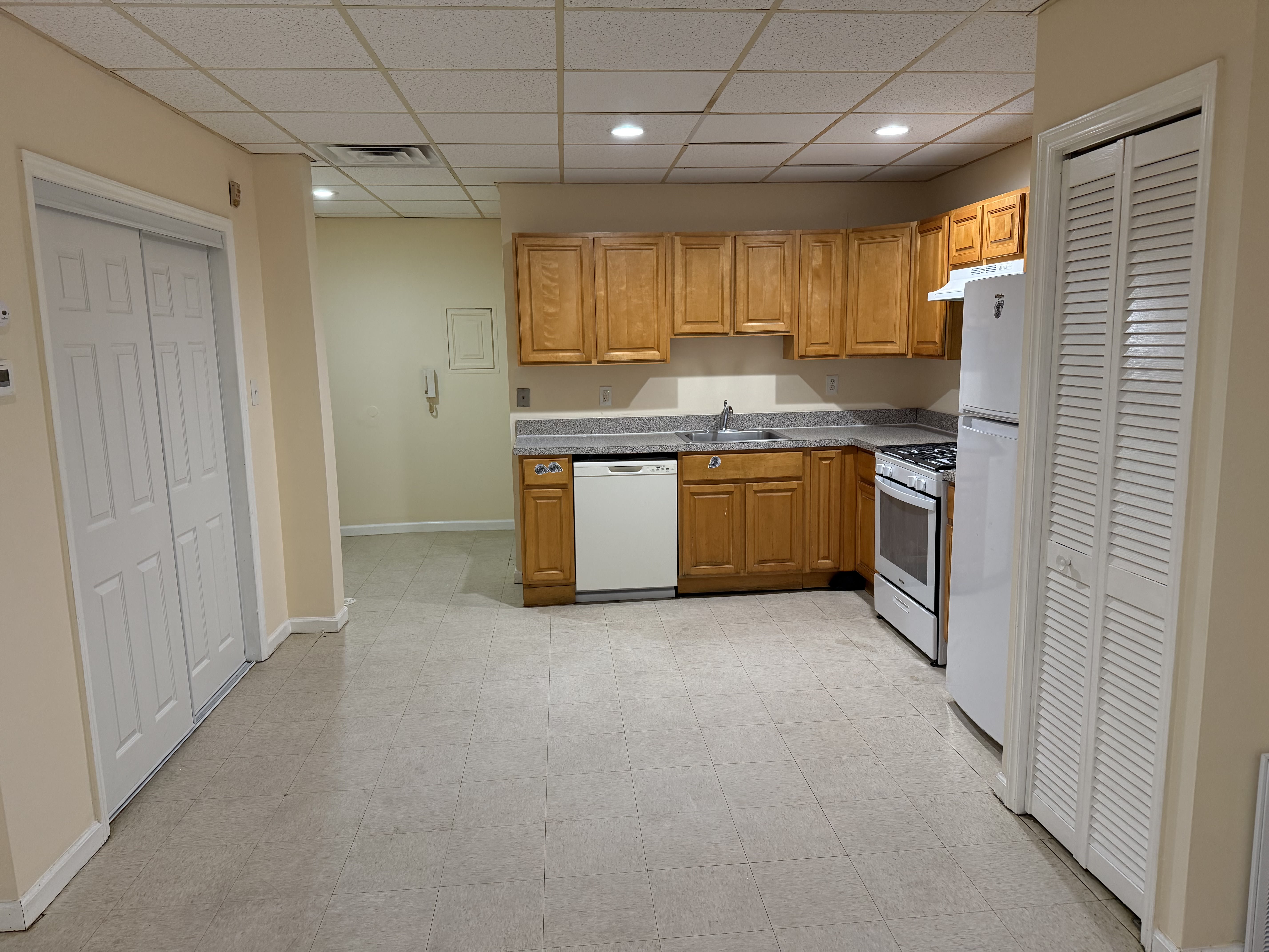 446 Broadway – photo 1