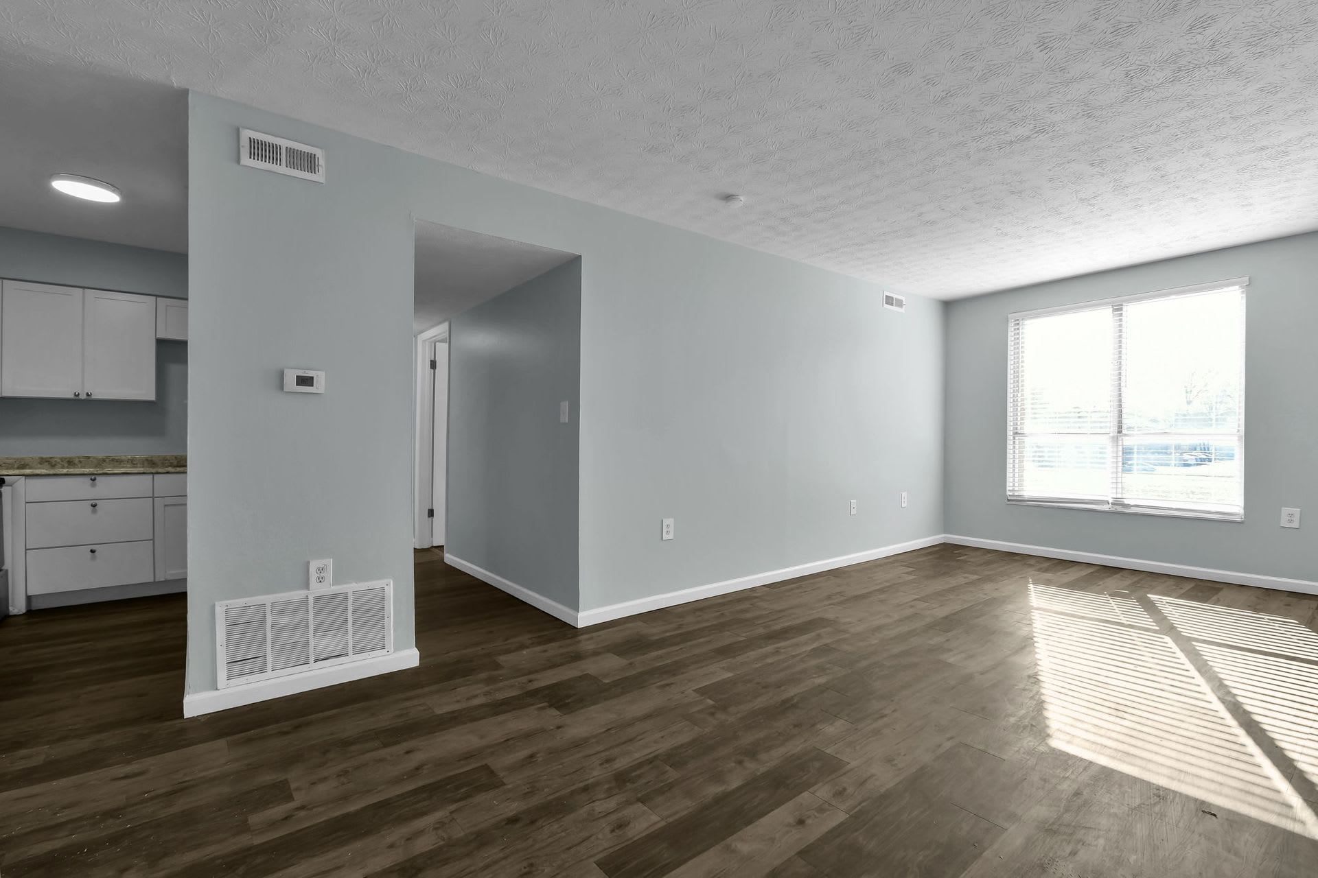 2 Bedroom Apartment – photo 4