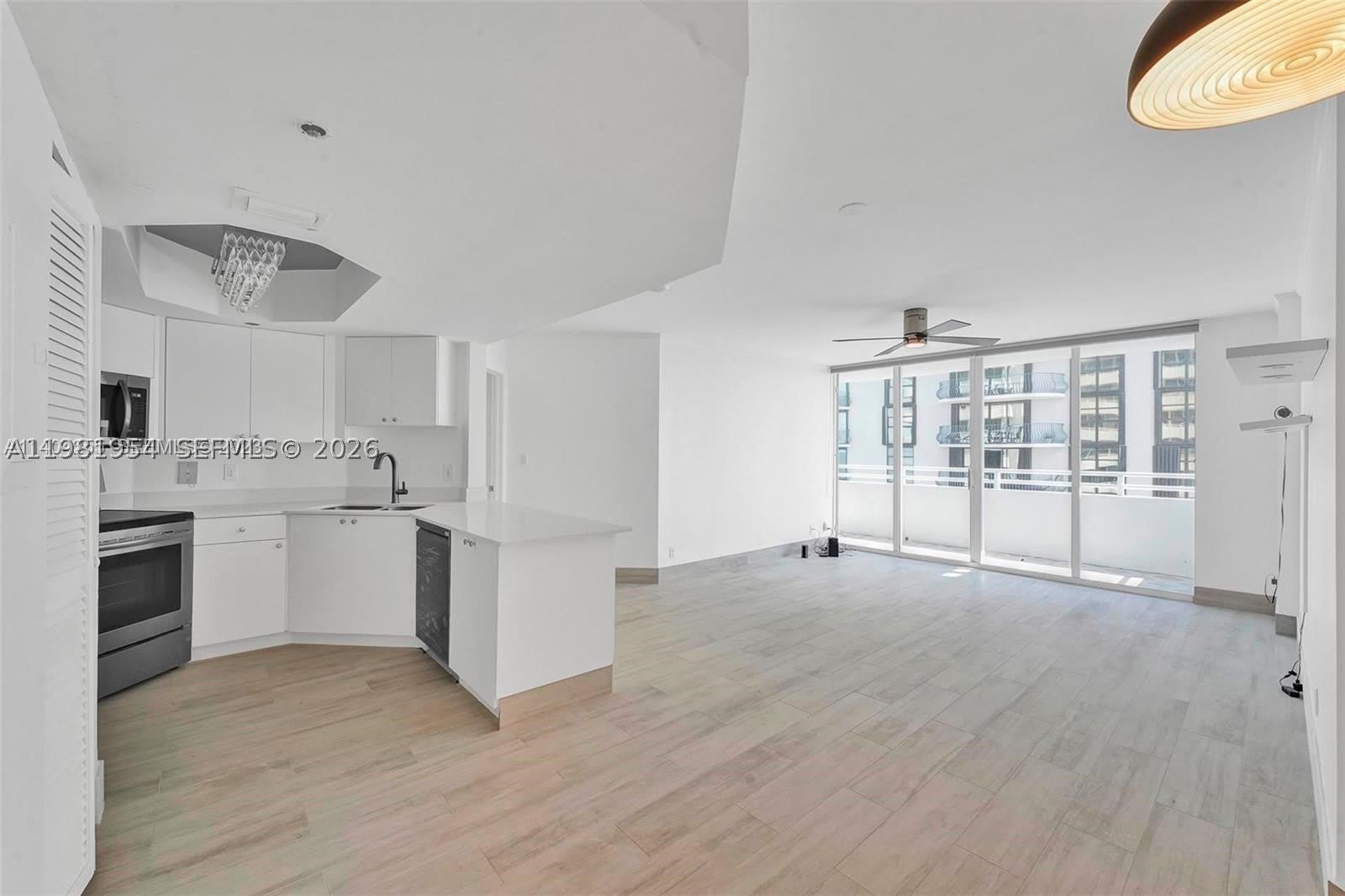 8911 Collins Ave – photo 4