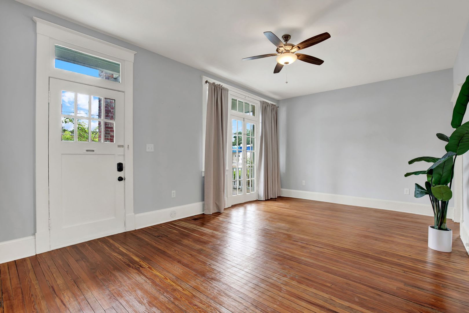 25 E 33rd St – photo 5