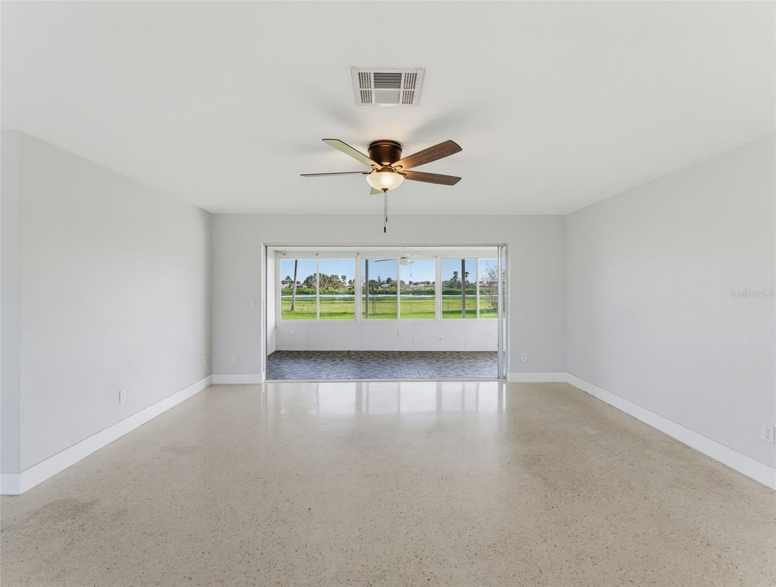 4044 HEADSAIL Drive – photo 5