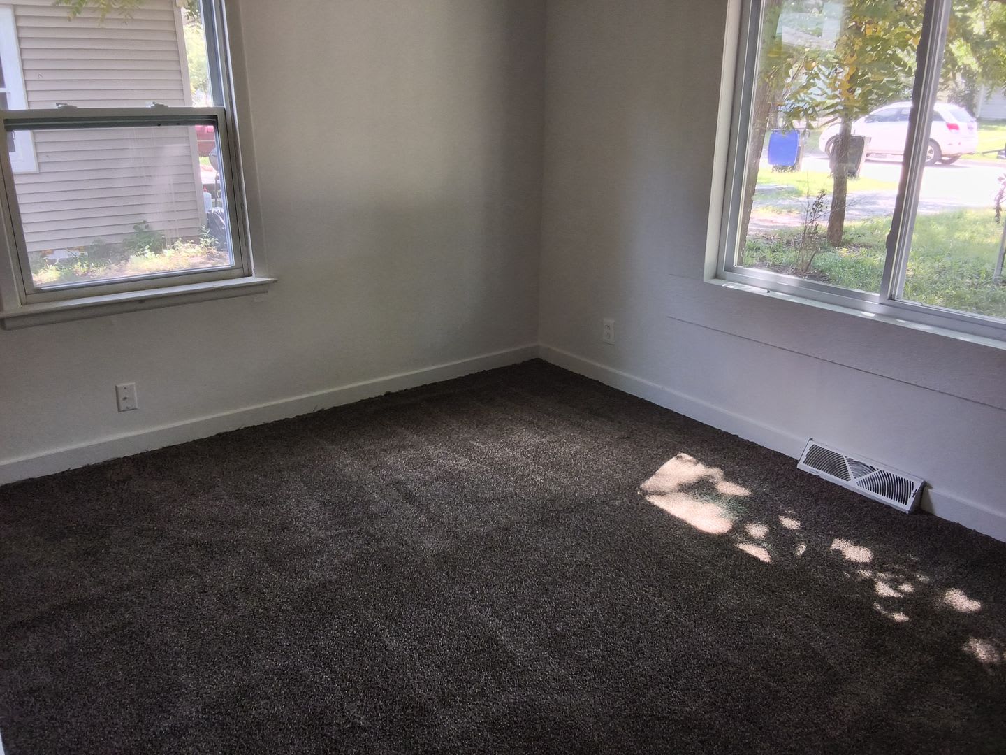 2 Bedroom 1 Bath For Rent – photo 5