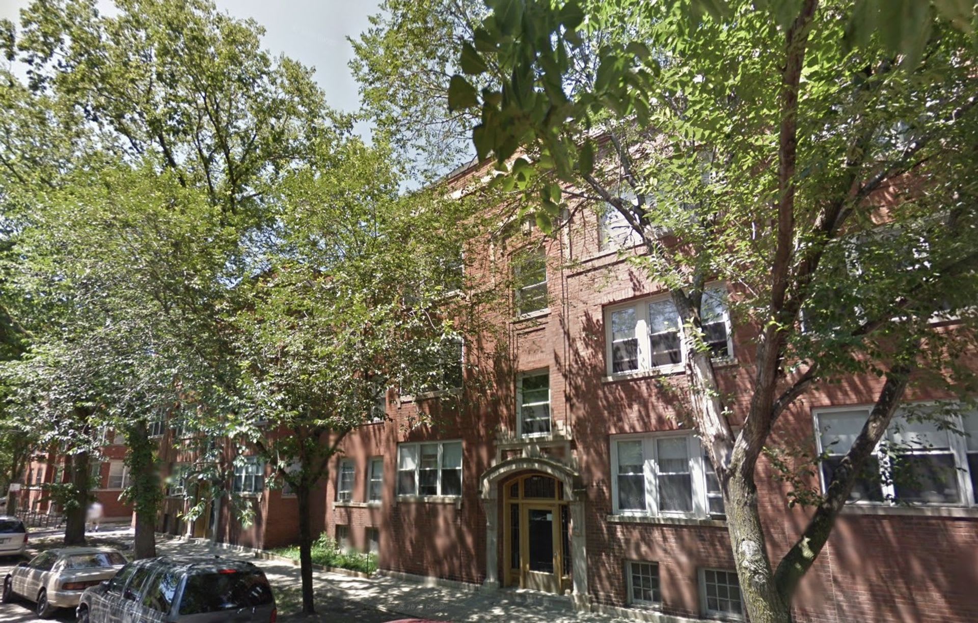 Large and Bright 1-bed/1-bath in Edgewater – photo 1