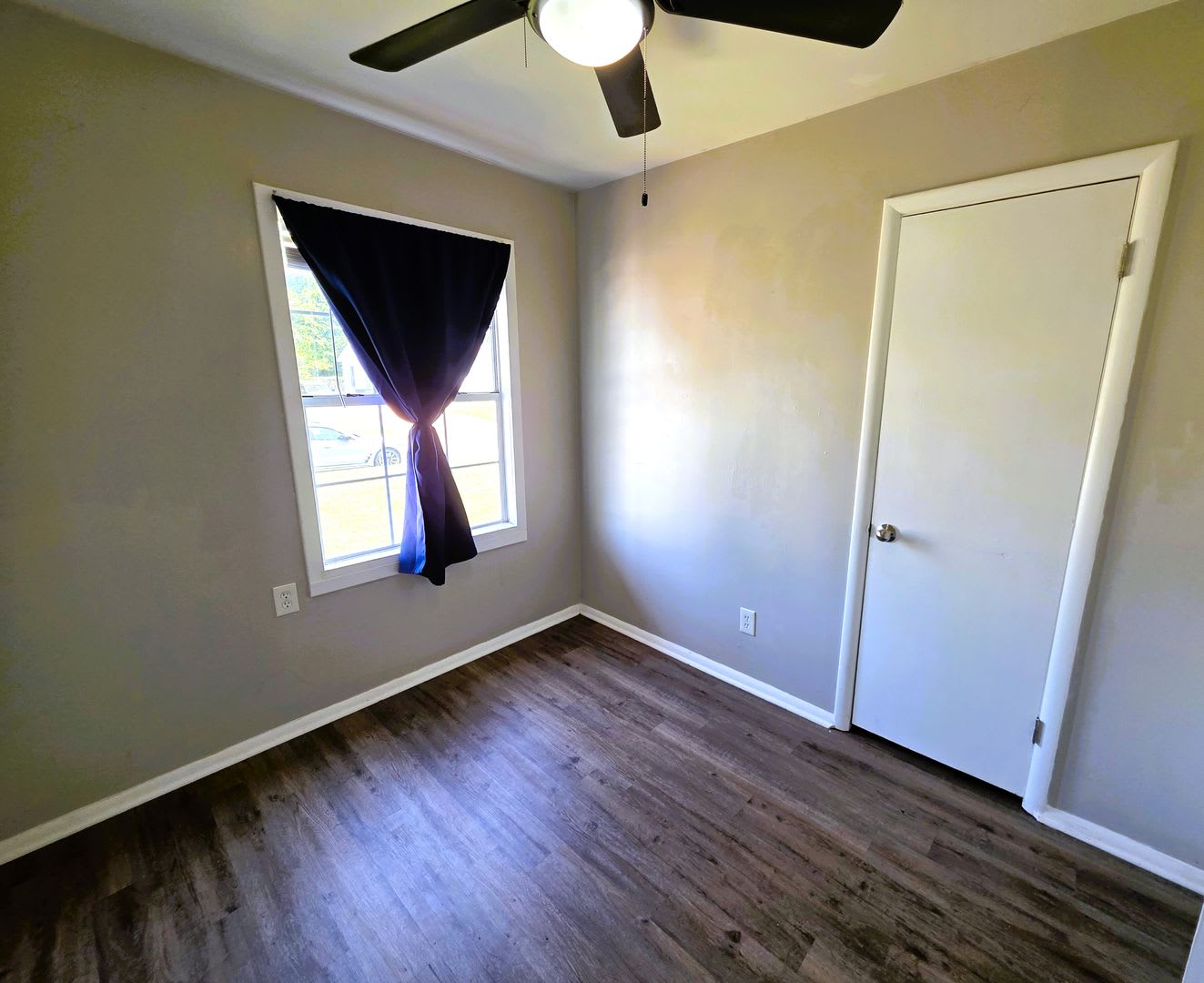 Charming 3-Bedroom Del City Home with a Spacious Backyard – photo 3