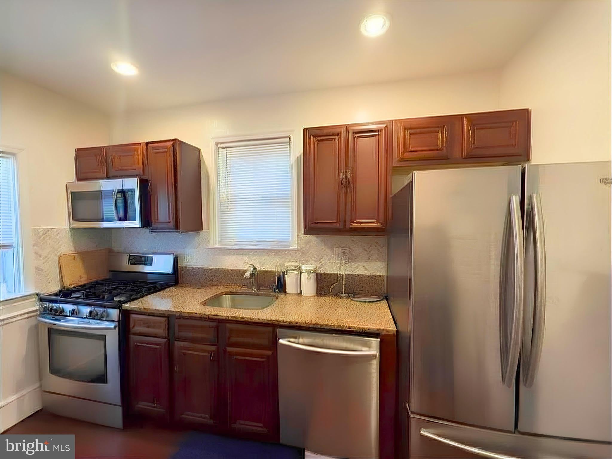 3803 COLBORNE Road – photo 4