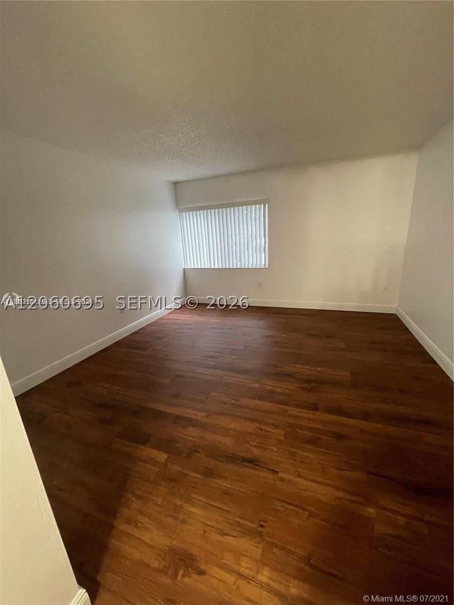 721 N Pine Island Rd – photo 5