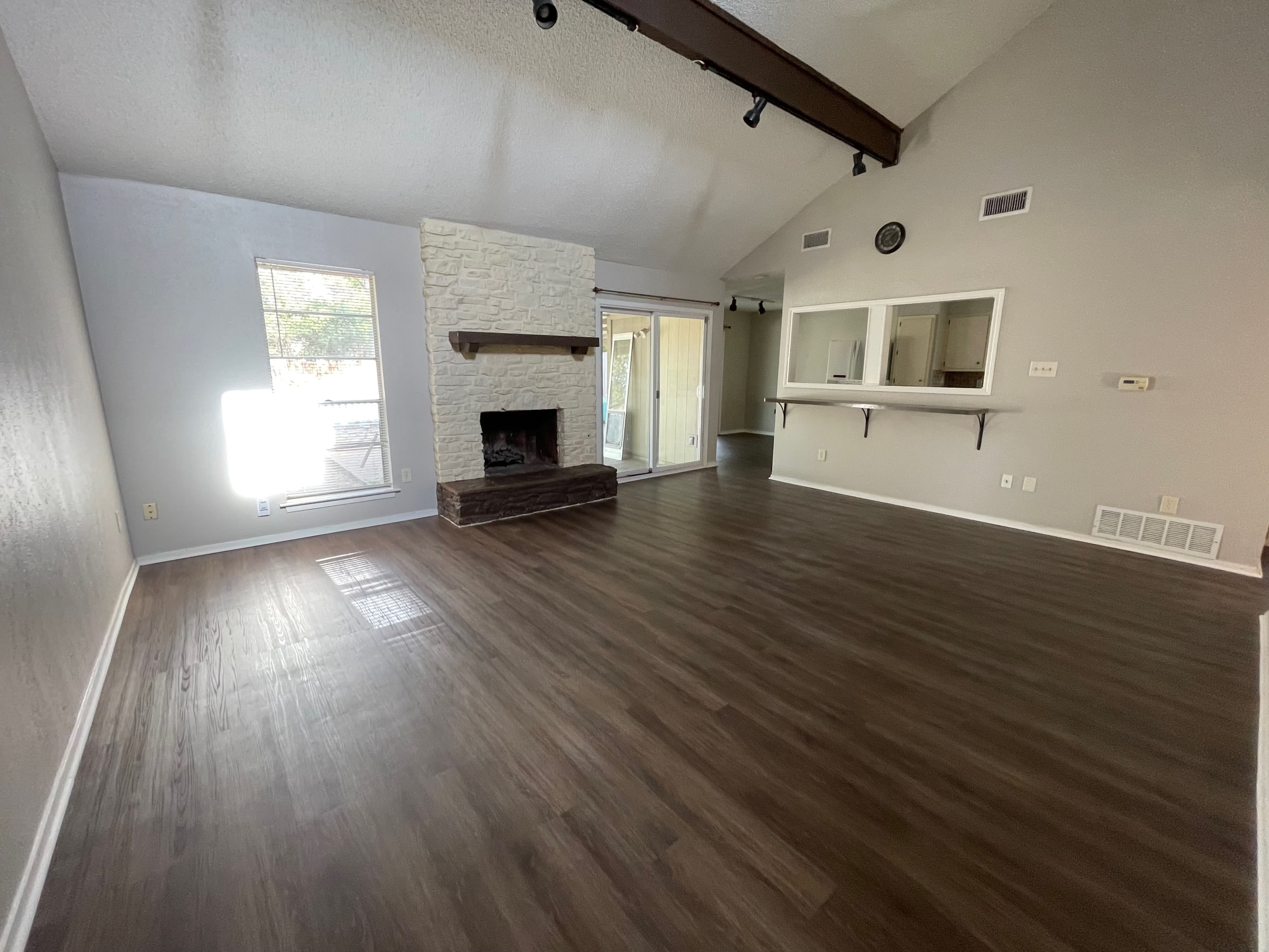 412 Blue Valley Drive – photo 2