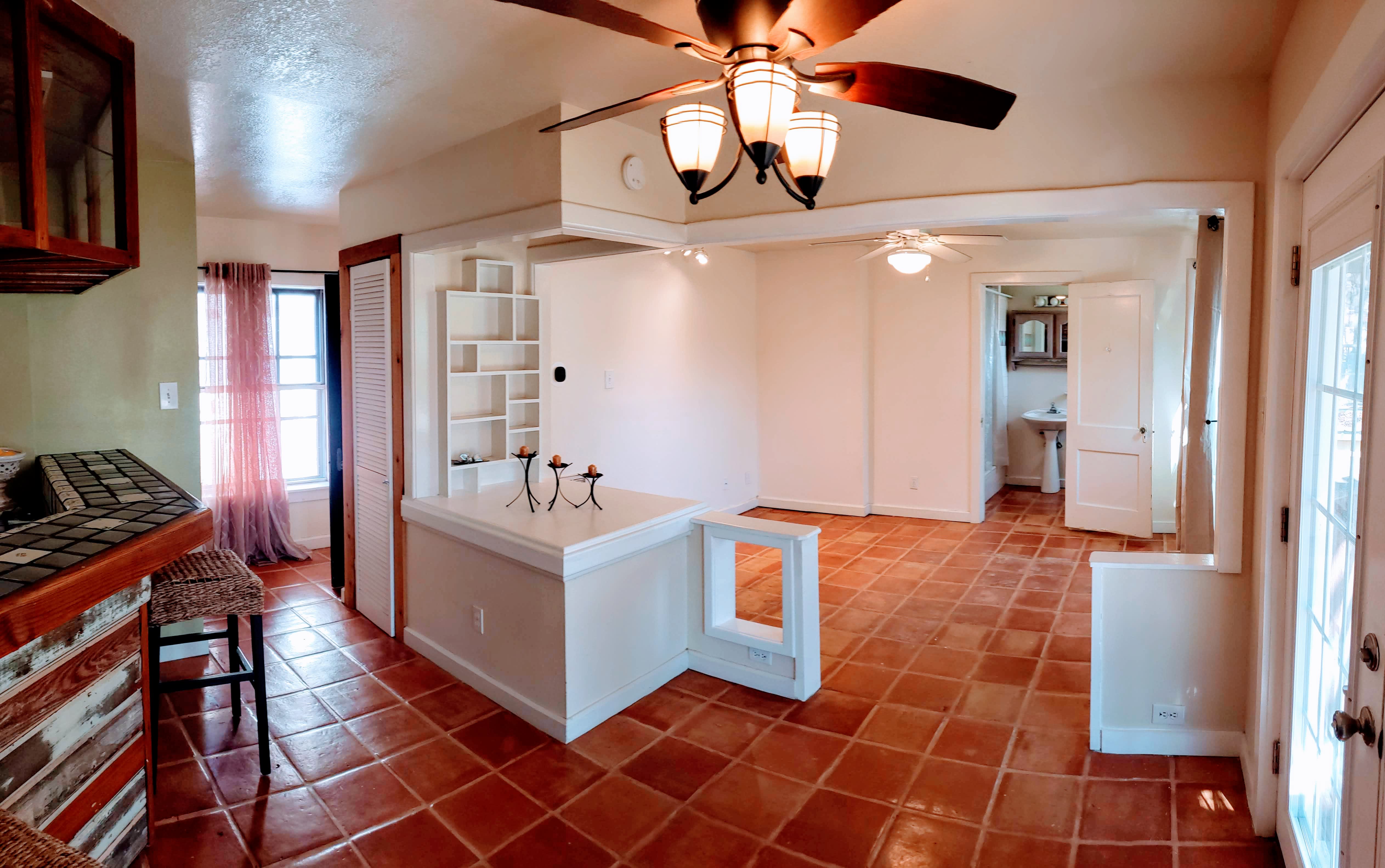 4405 Avenue H – photo 2