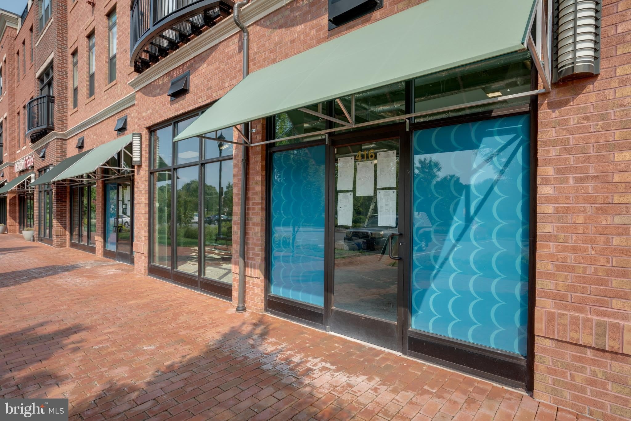 412 MADISON TRADE Plaza SE – photo 2