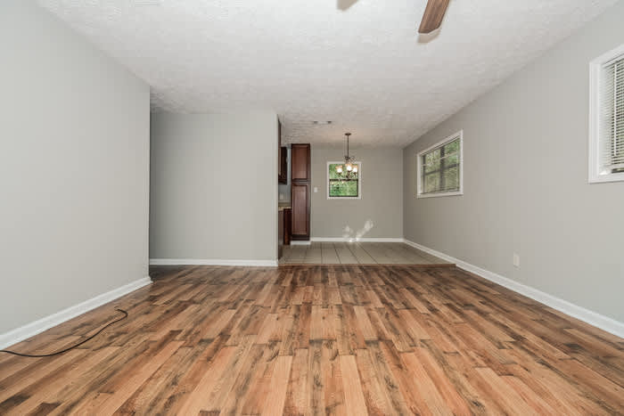 999 Fairview Road – photo 3