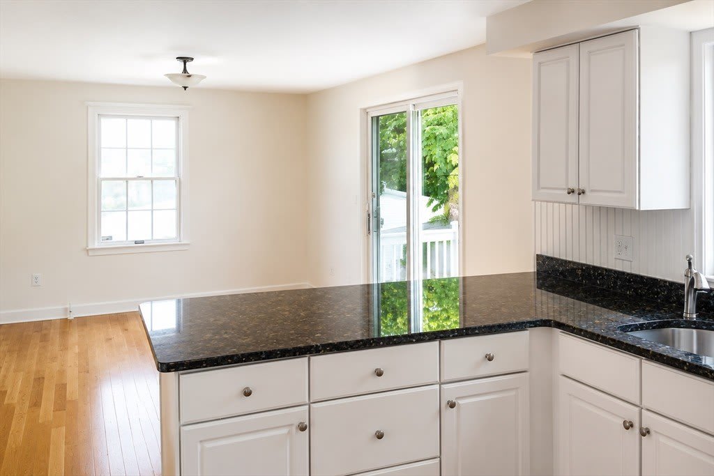 8 Baker Avenue – photo 3